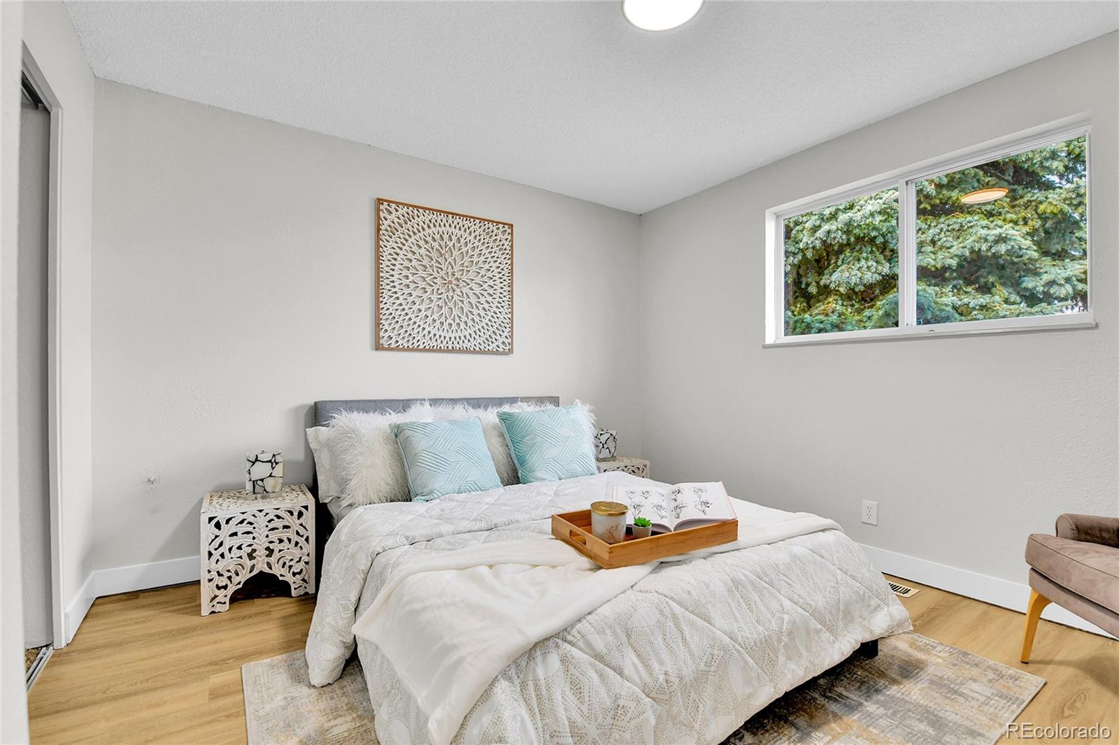 MLS Image #5 for 5124  wheeling street,denver, Colorado