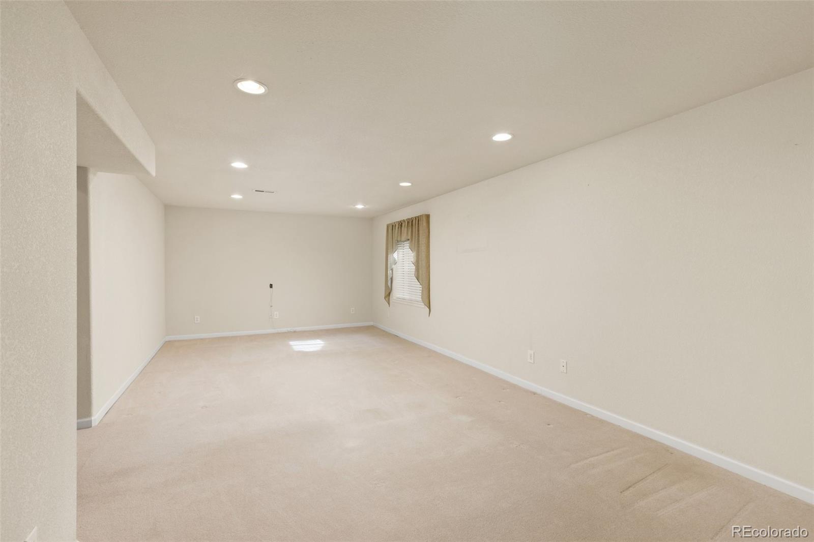 MLS Image #27 for 2573 s troy court,aurora, Colorado