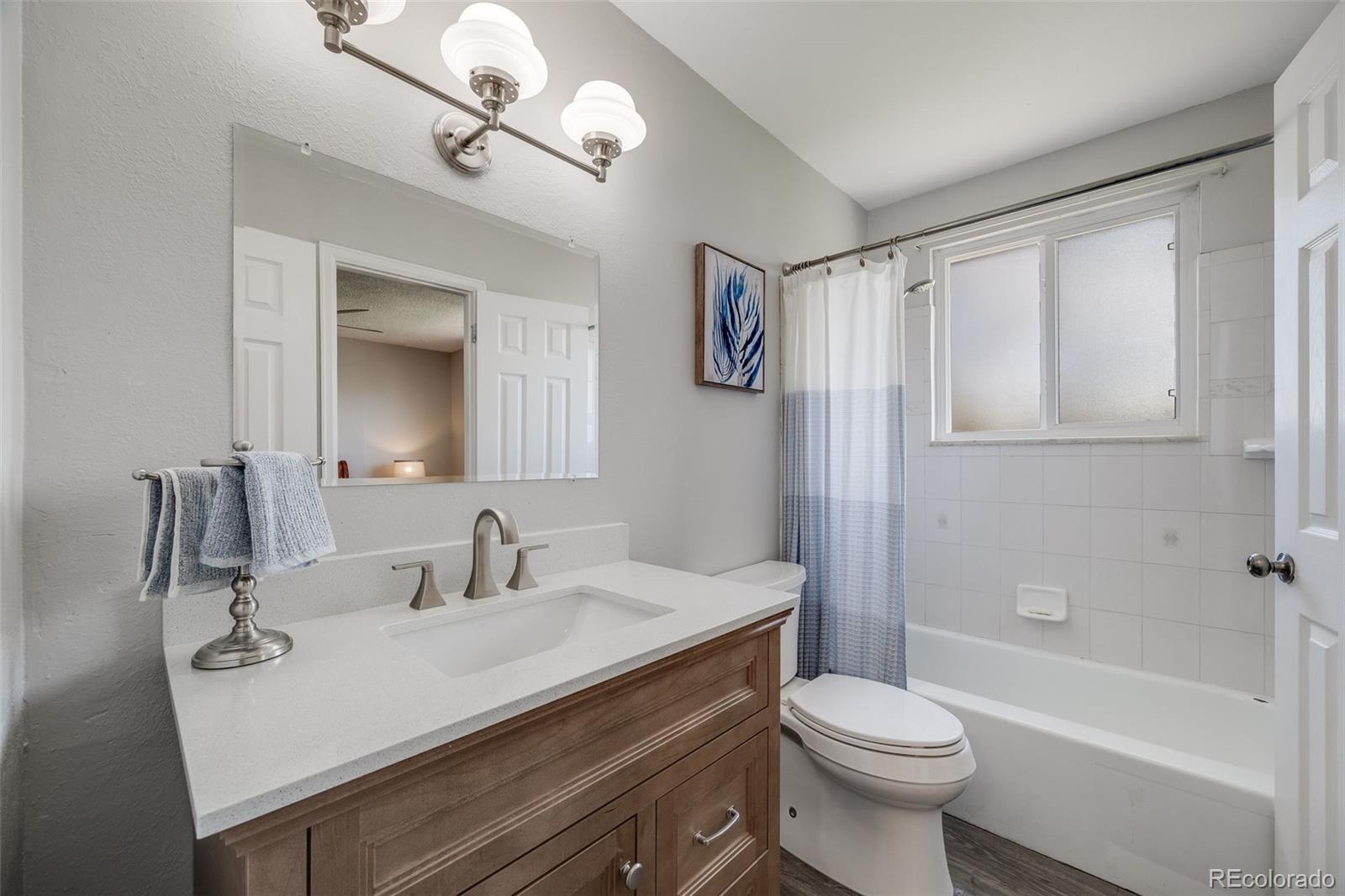 MLS Image #17 for 13654  omega circle,lone tree, Colorado