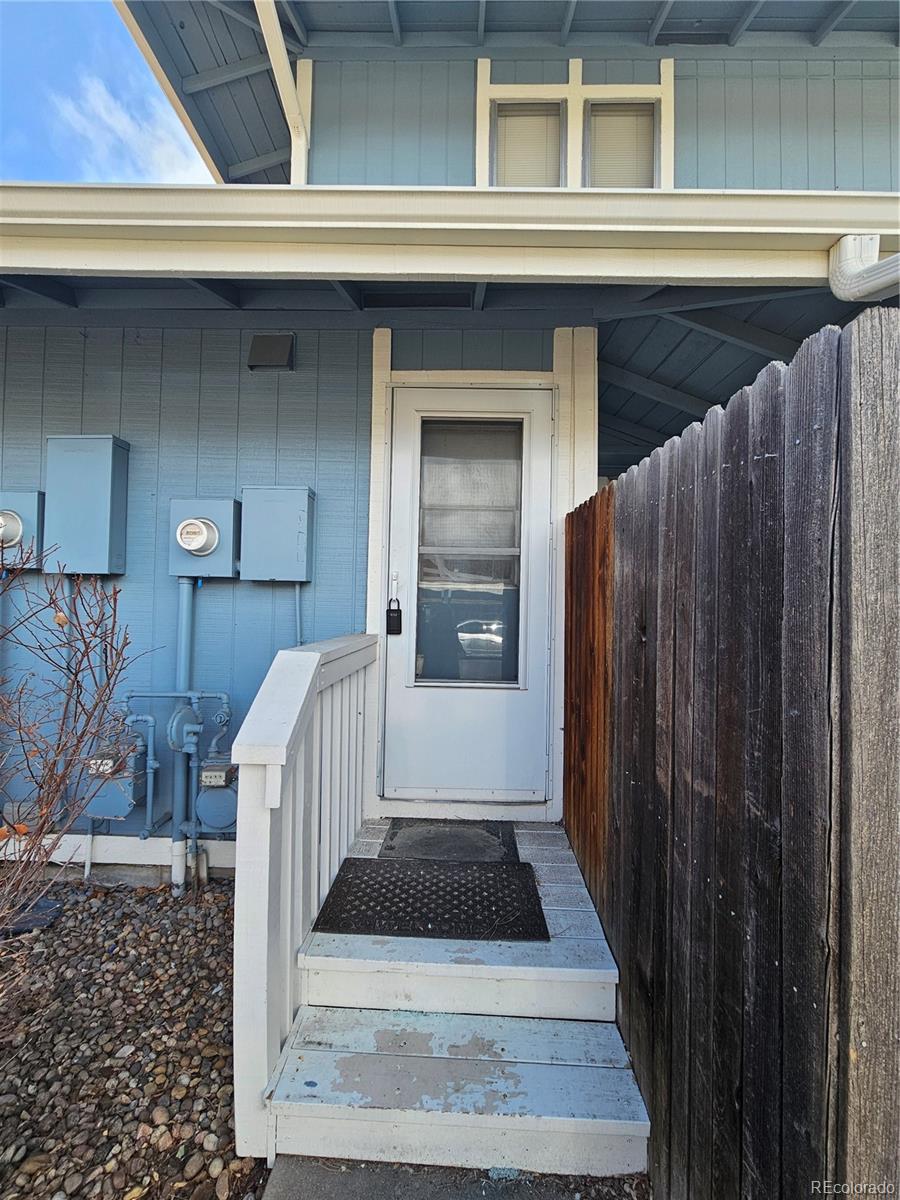 MLS Image #1 for 264 s newark circle,aurora, Colorado