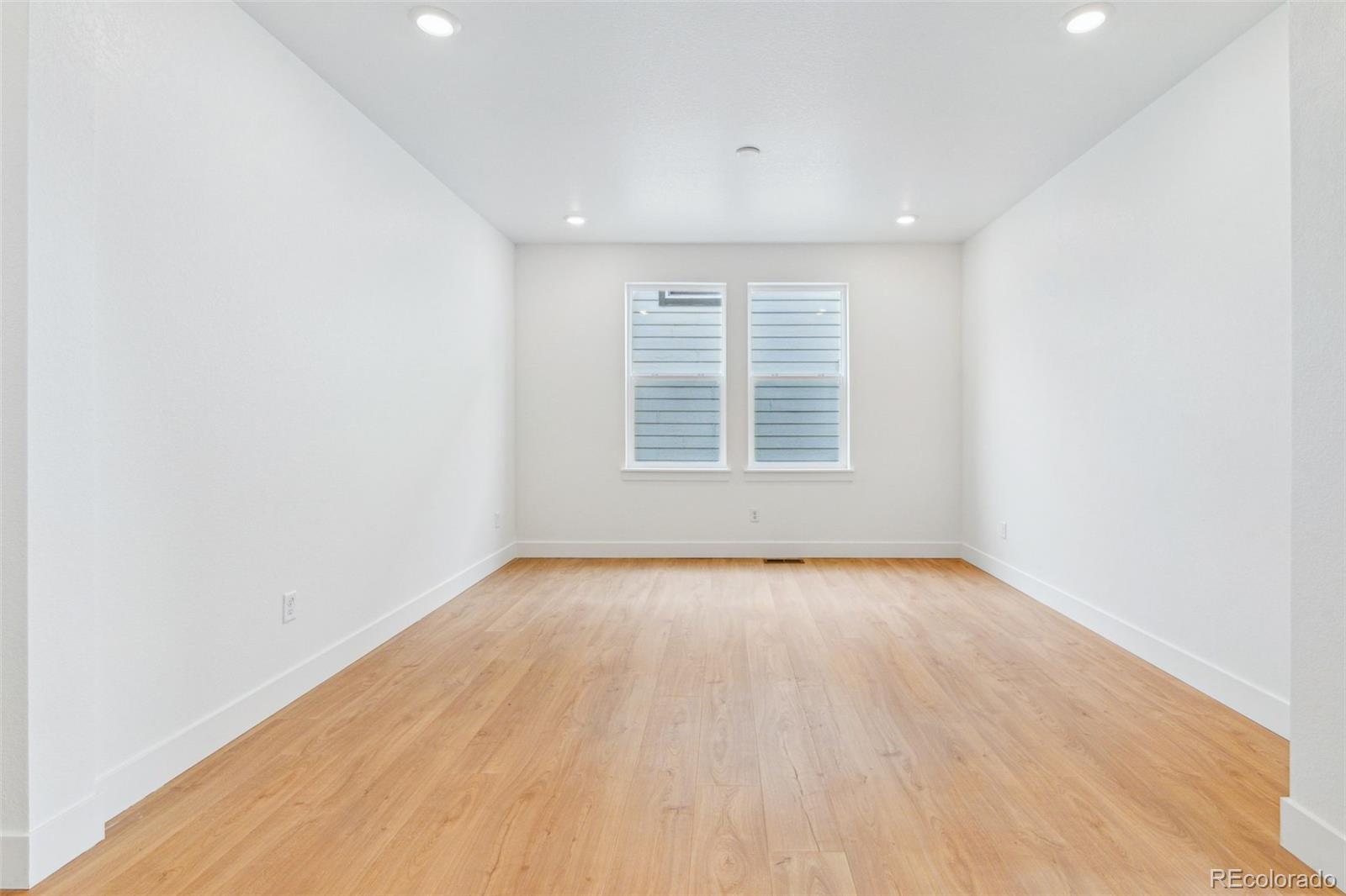 MLS Image #11 for 9322  quaker street,arvada, Colorado