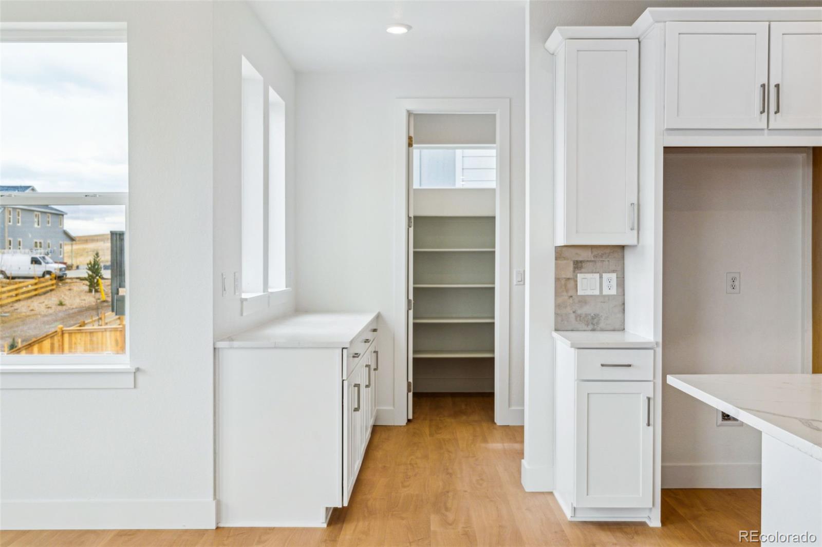 MLS Image #20 for 9322  quaker street,arvada, Colorado