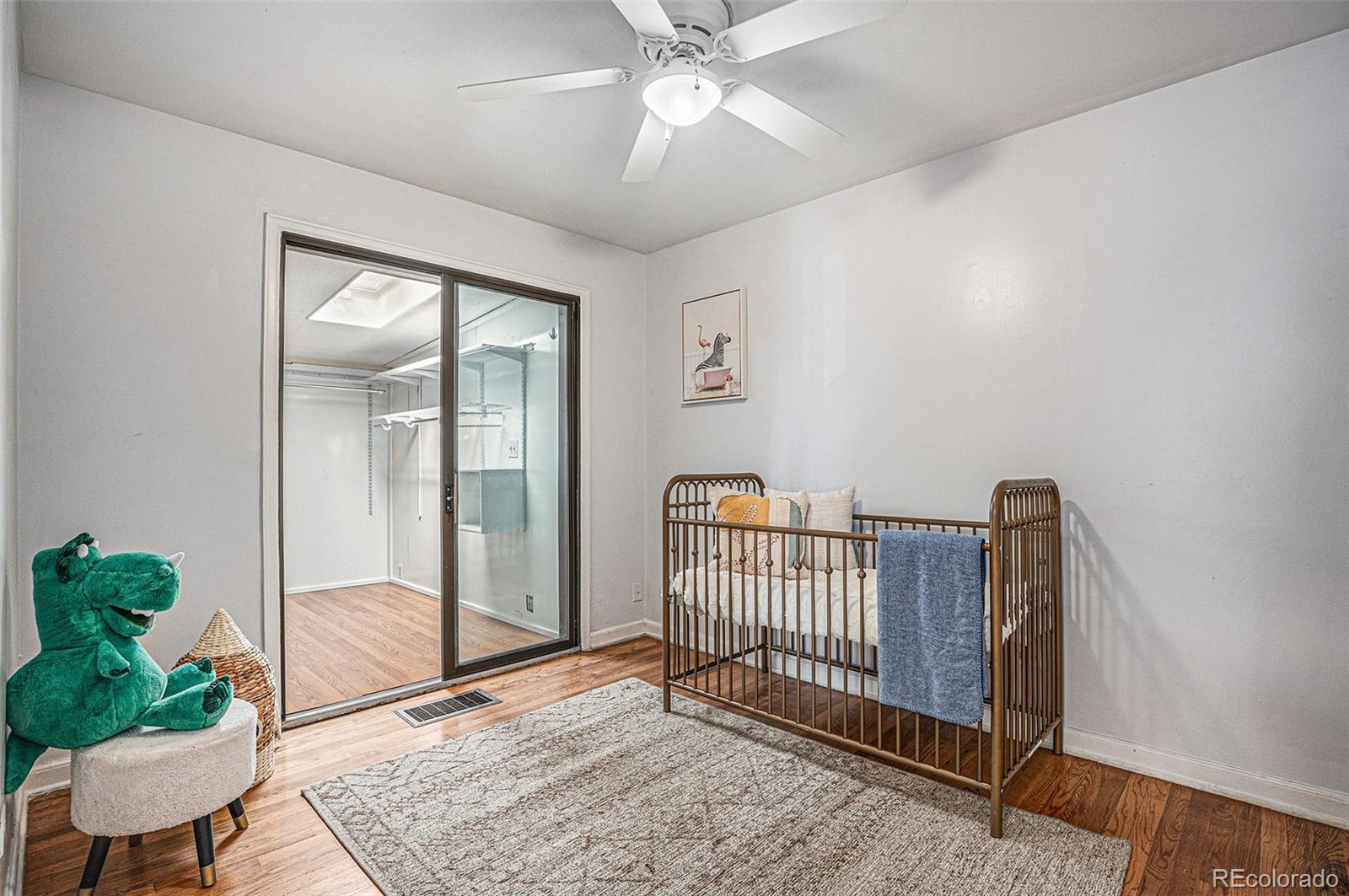 MLS Image #12 for 865 s dale court,denver, Colorado