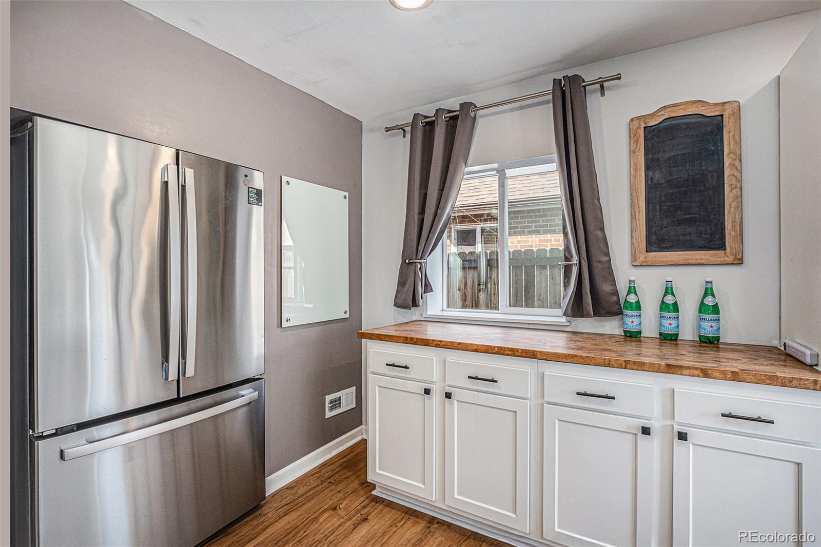 MLS Image #9 for 865 s dale court,denver, Colorado