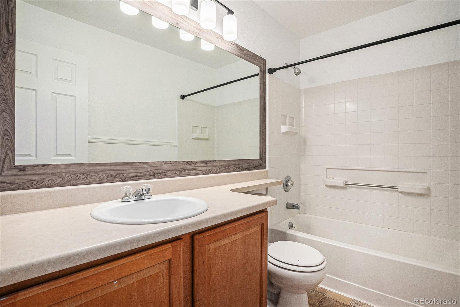MLS Image #15 for 24641 e kansas circle,aurora, Colorado