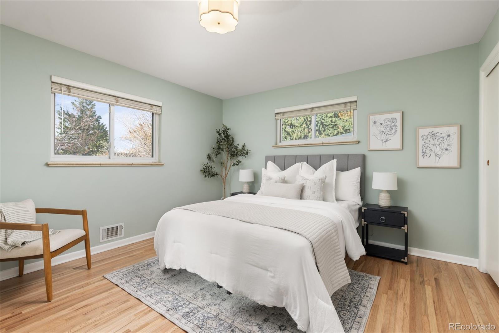 MLS Image #11 for 5520 e bails drive,denver, Colorado