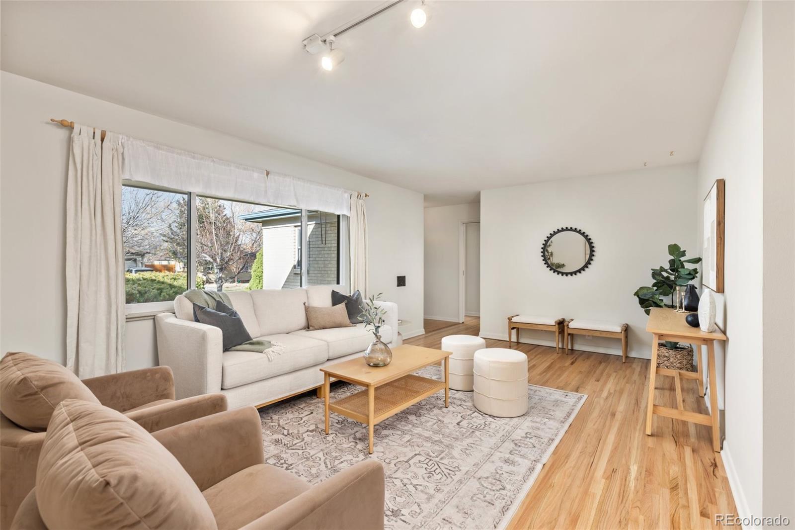 MLS Image #4 for 5520 e bails drive,denver, Colorado