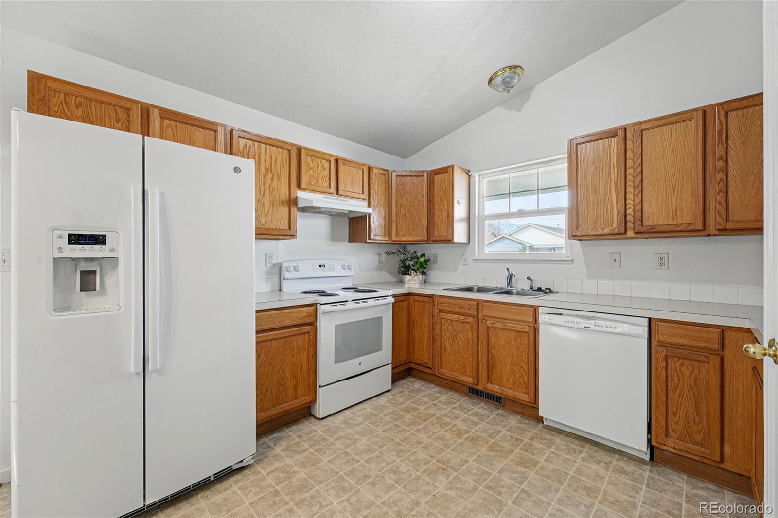 MLS Image #11 for 2704  coronado ,evans, Colorado