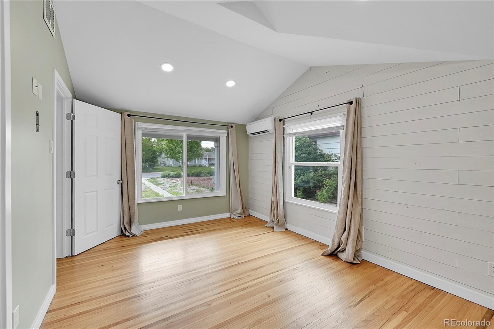 MLS Image #13 for 1720  trenton street,denver, Colorado