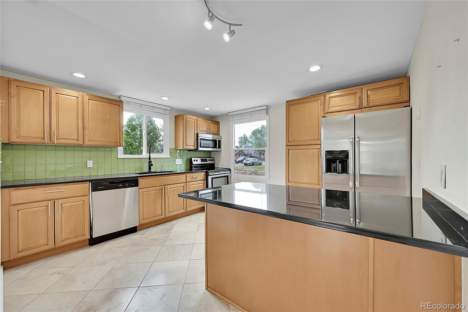 MLS Image #6 for 1720  trenton street,denver, Colorado