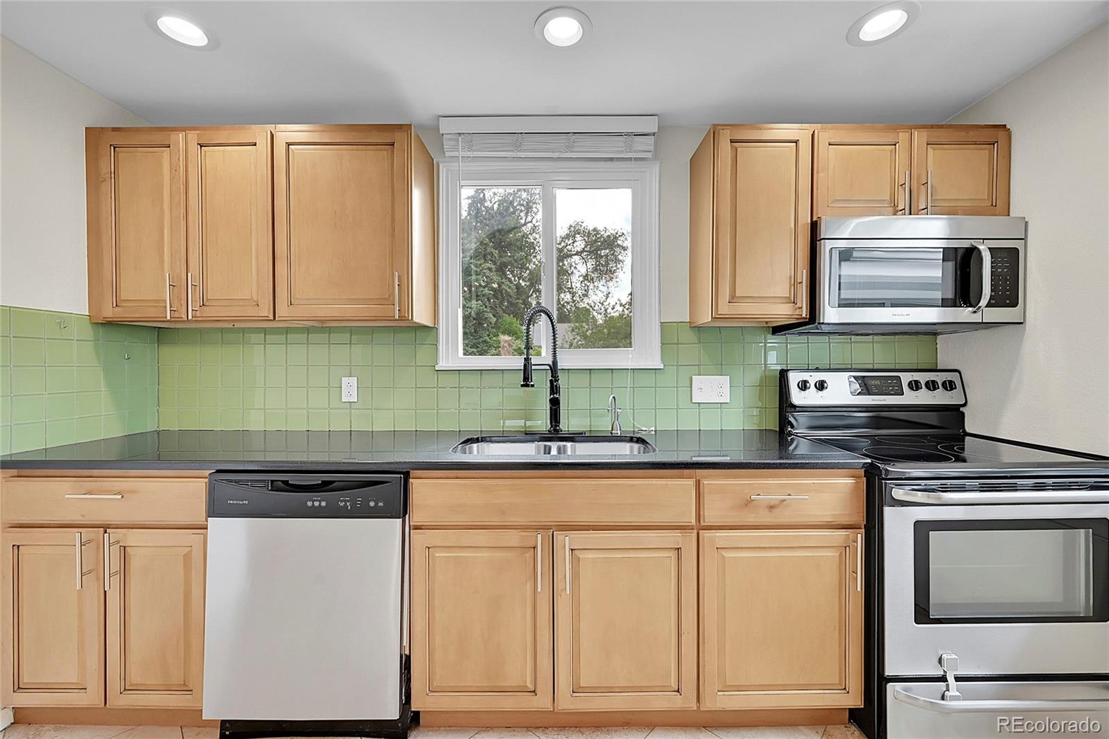 MLS Image #7 for 1720  trenton street,denver, Colorado