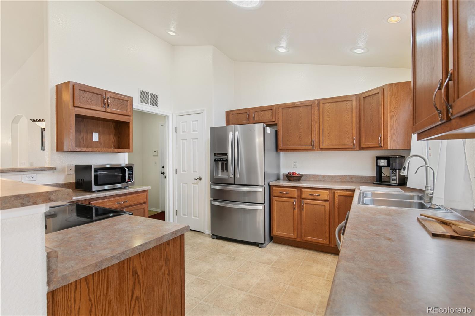 MLS Image #12 for 12085  merrill heights,peyton, Colorado
