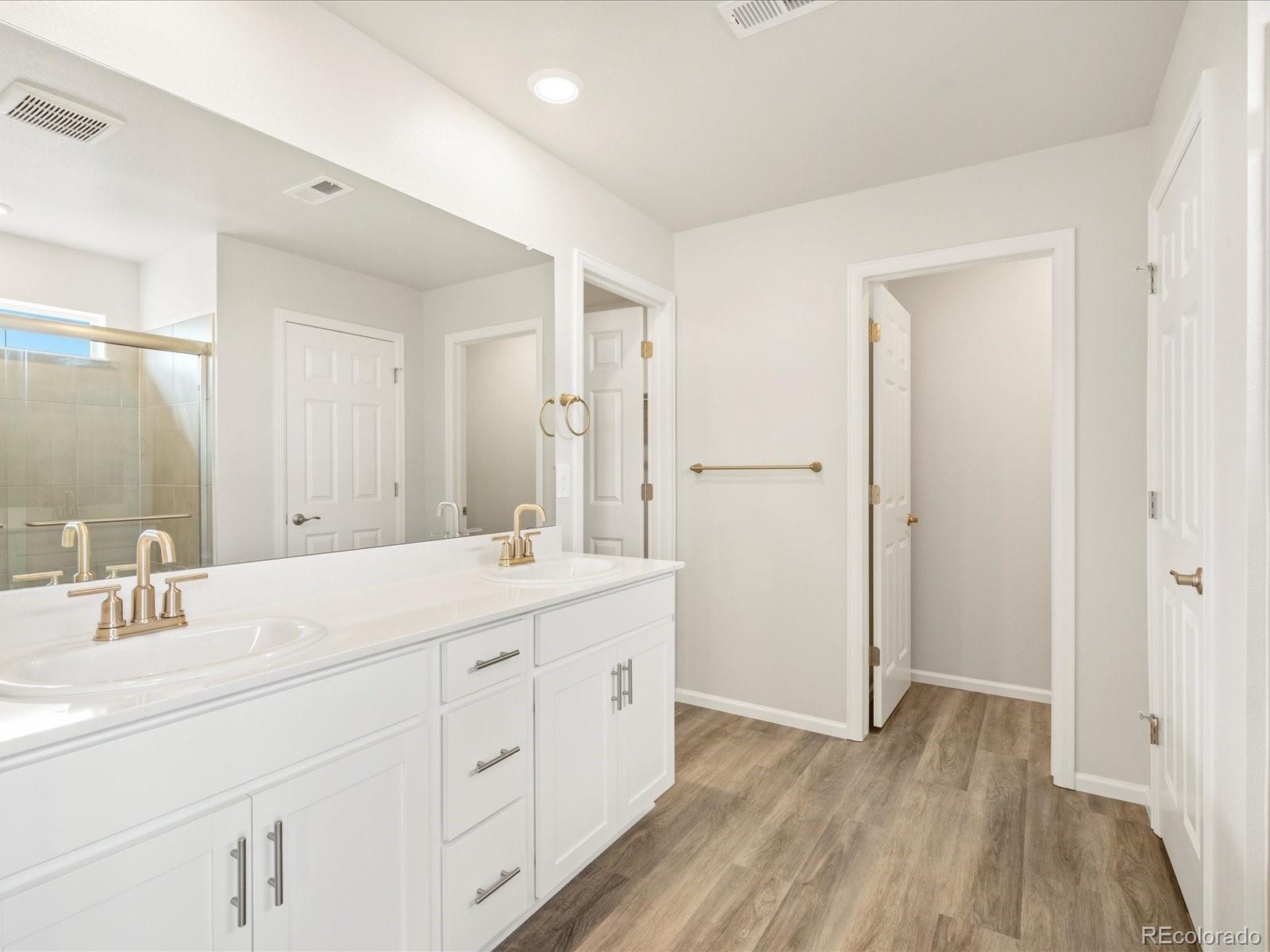 MLS Image #31 for 1955 s coolidge way,aurora, Colorado