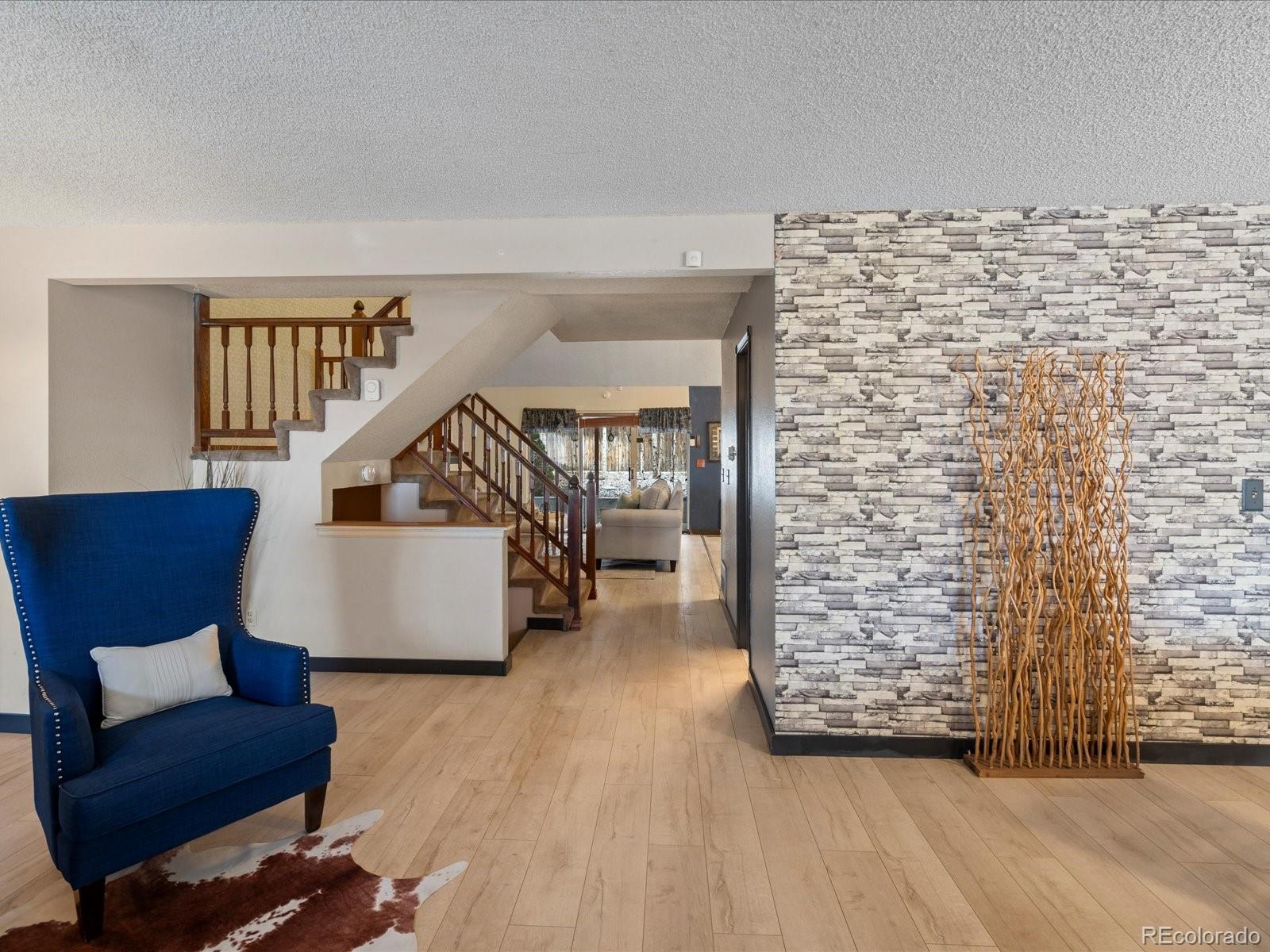 MLS Image #3 for 21258 e aberdeen place,centennial, Colorado