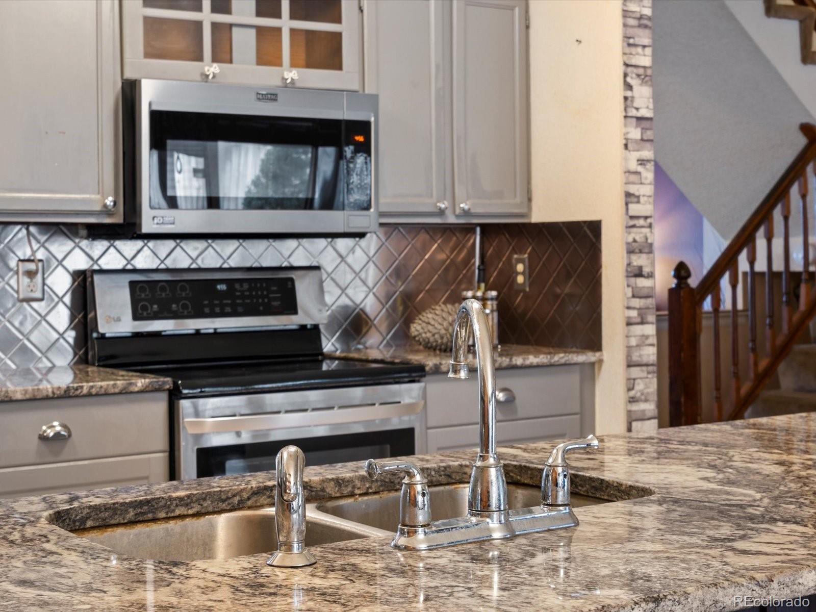 MLS Image #6 for 21258 e aberdeen place,centennial, Colorado
