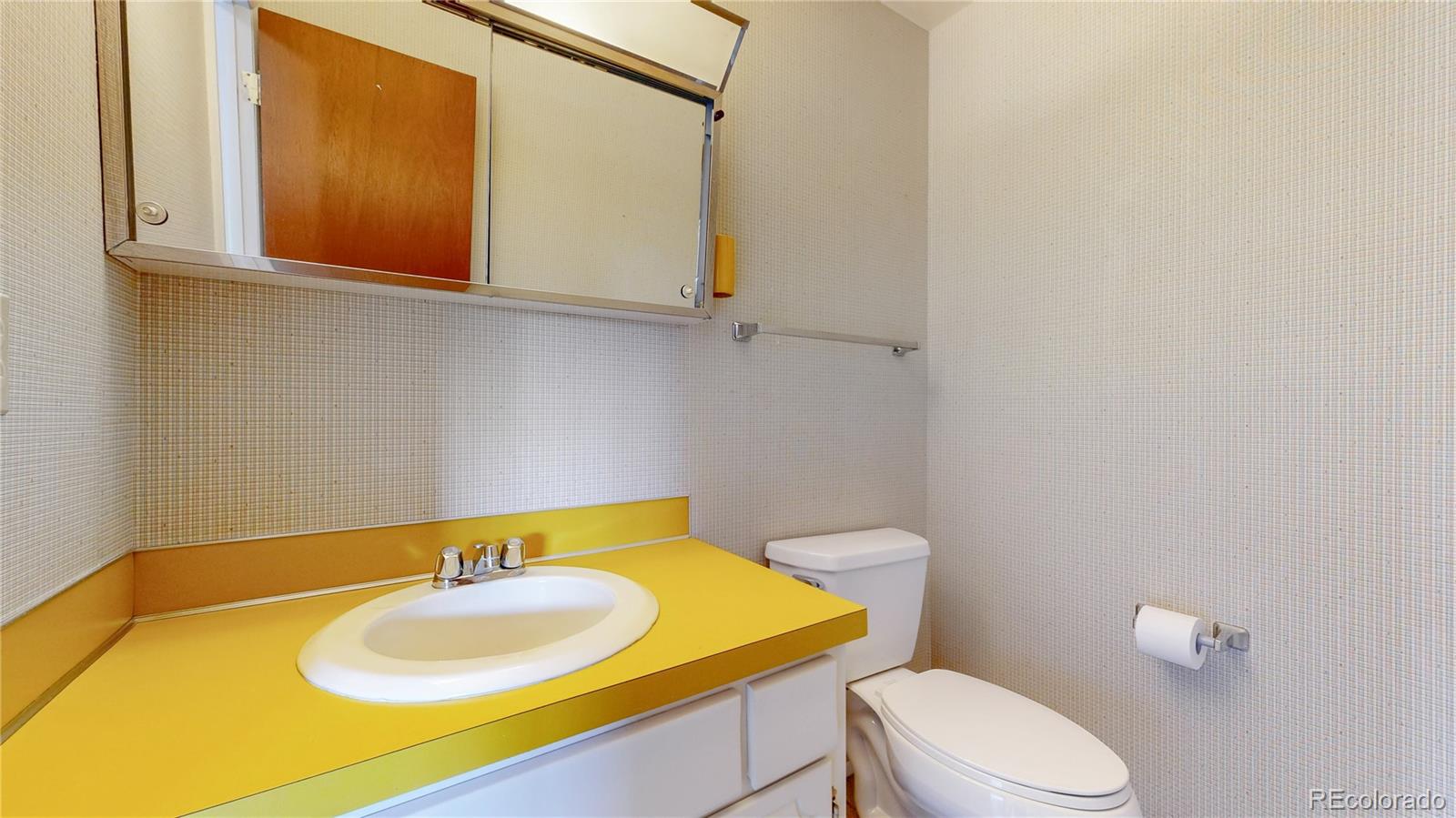 MLS Image #12 for 7338 w lakeside drive,littleton, Colorado