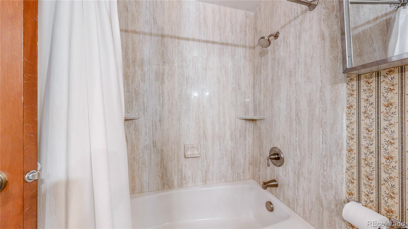 MLS Image #18 for 7338 w lakeside drive,littleton, Colorado
