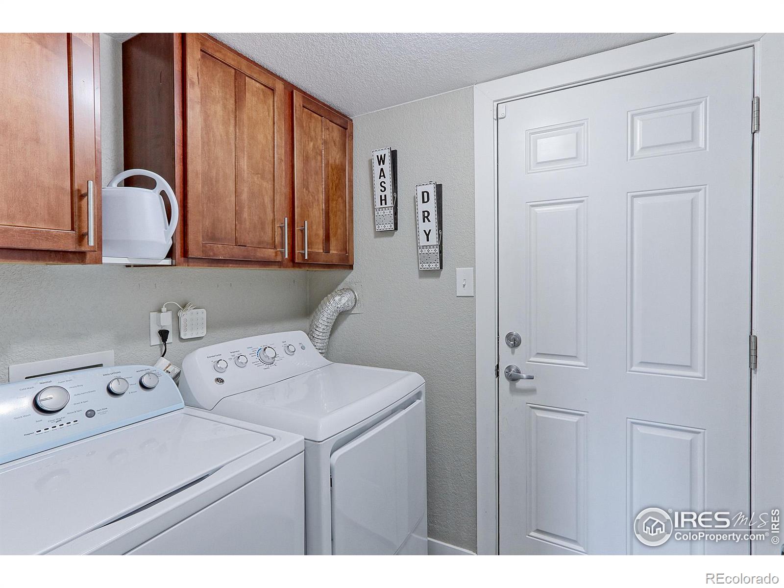 MLS Image #11 for 2136 s balsam court,lakewood, Colorado
