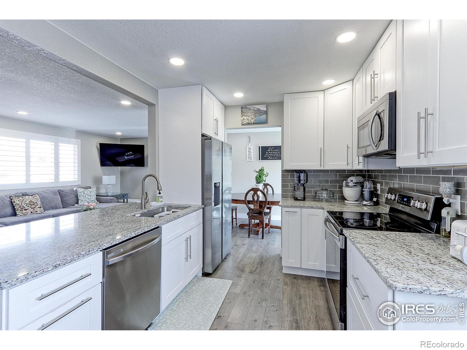 MLS Image #5 for 2136 s balsam court,lakewood, Colorado
