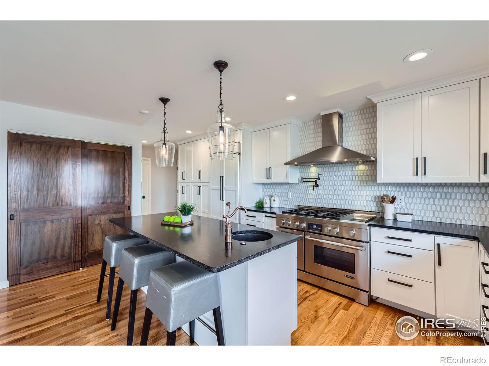 MLS Image #11 for 2850  orion drive,colorado springs, Colorado