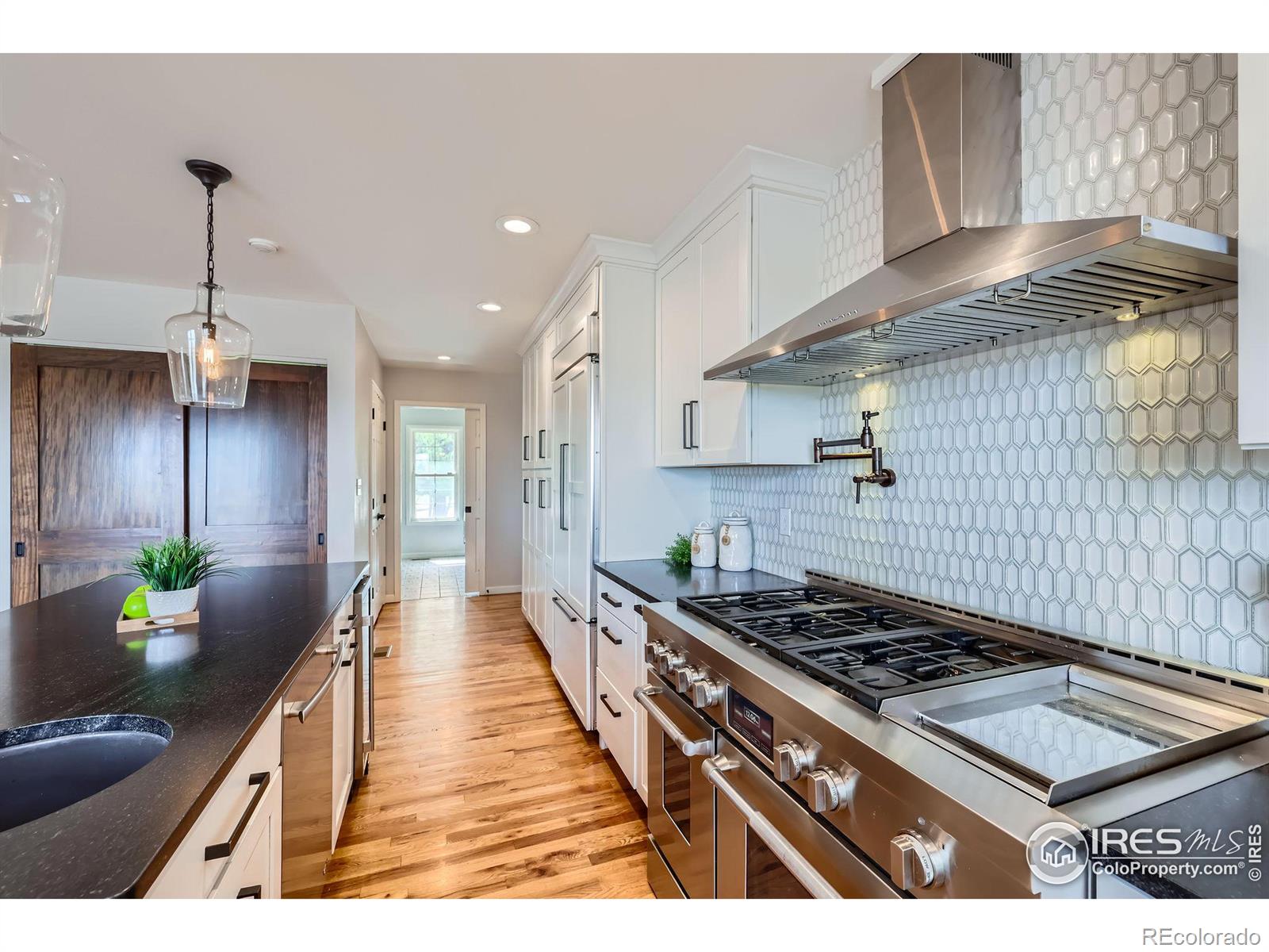 MLS Image #8 for 2850  orion drive,colorado springs, Colorado