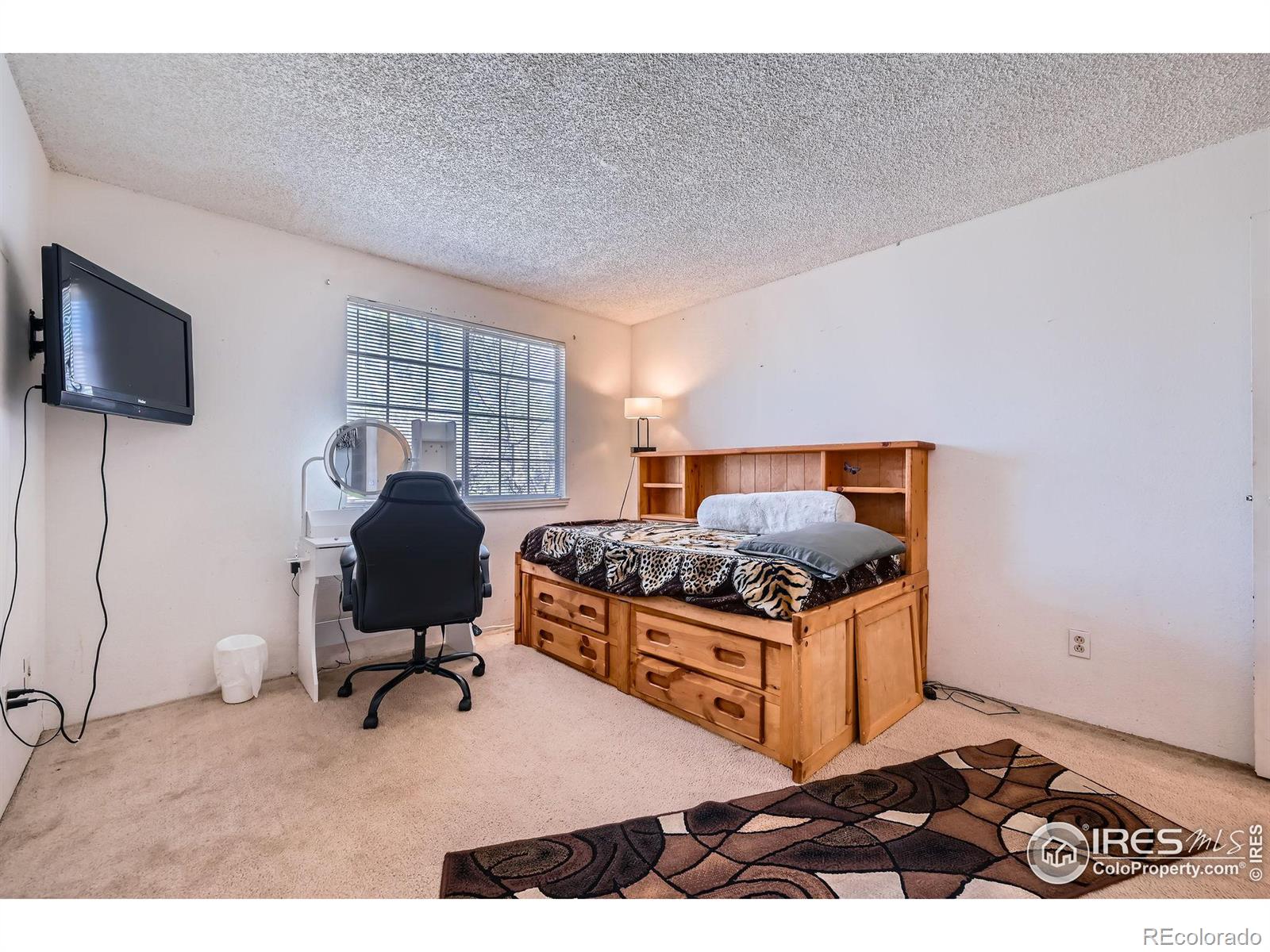 MLS Image #9 for 1864 s pitkin circle,aurora, Colorado