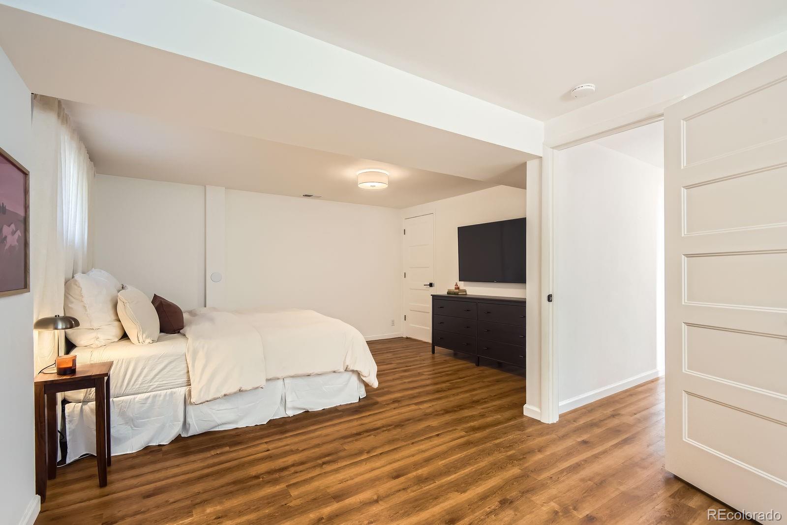 MLS Image #13 for 6745 e jewell avenue,denver, Colorado