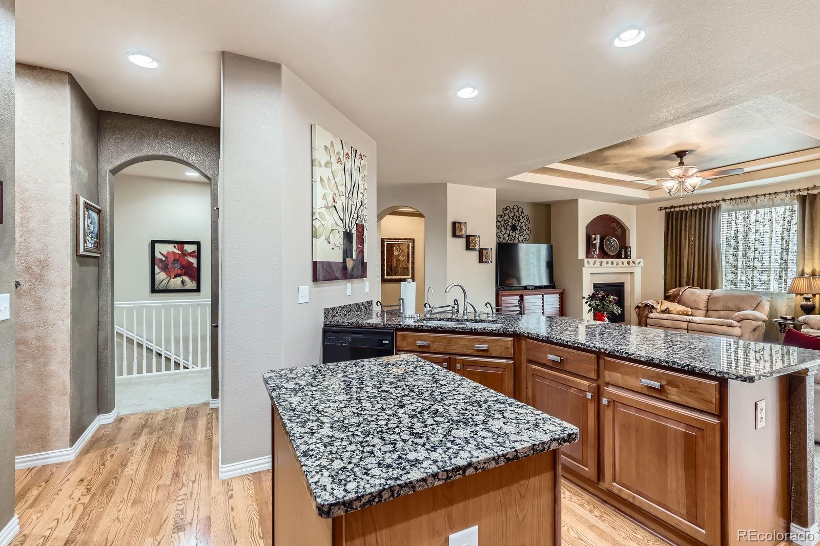 MLS Image #8 for 10968  macon street,commerce city, Colorado