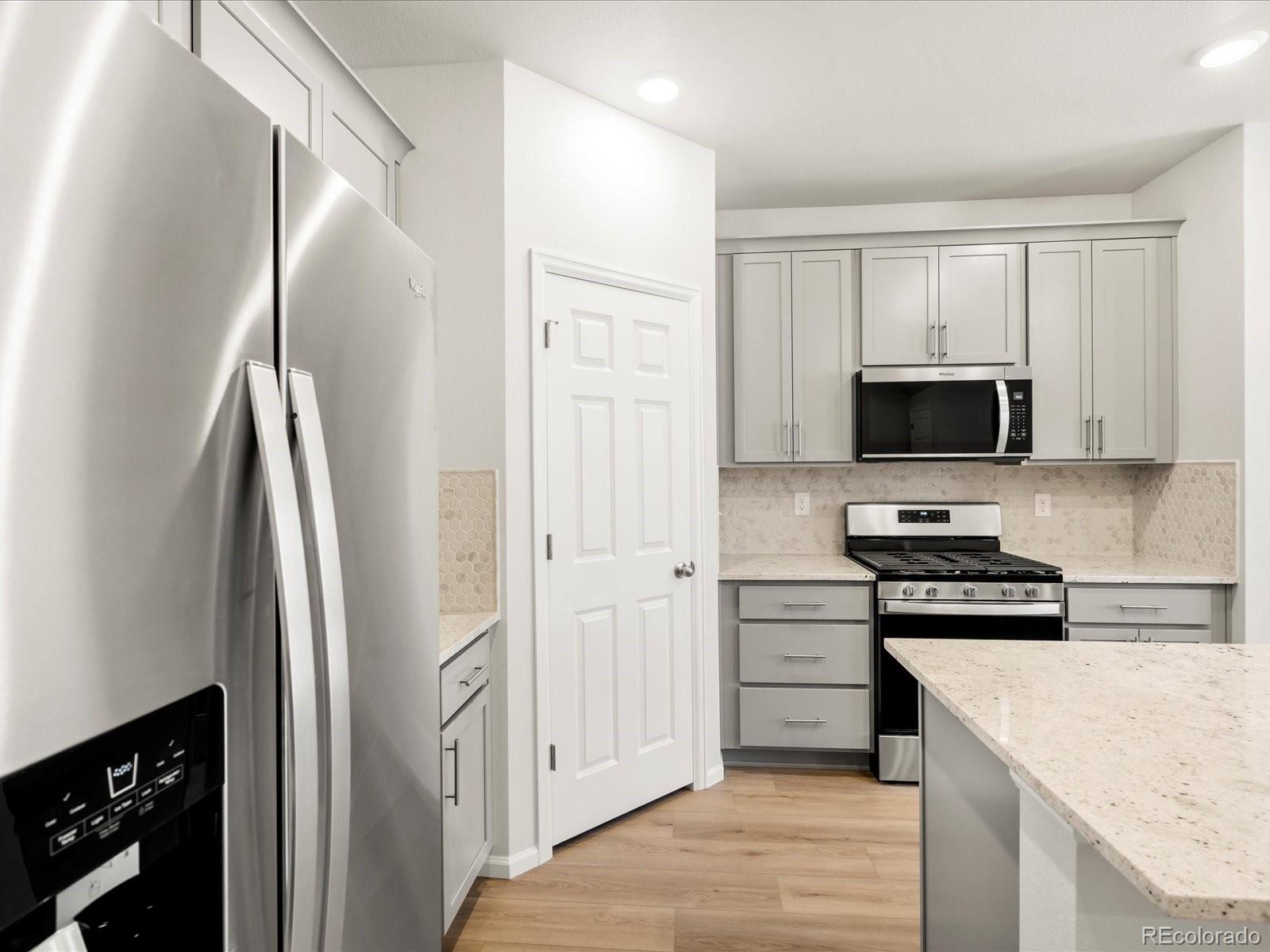 MLS Image #10 for 742 n tempe street,aurora, Colorado