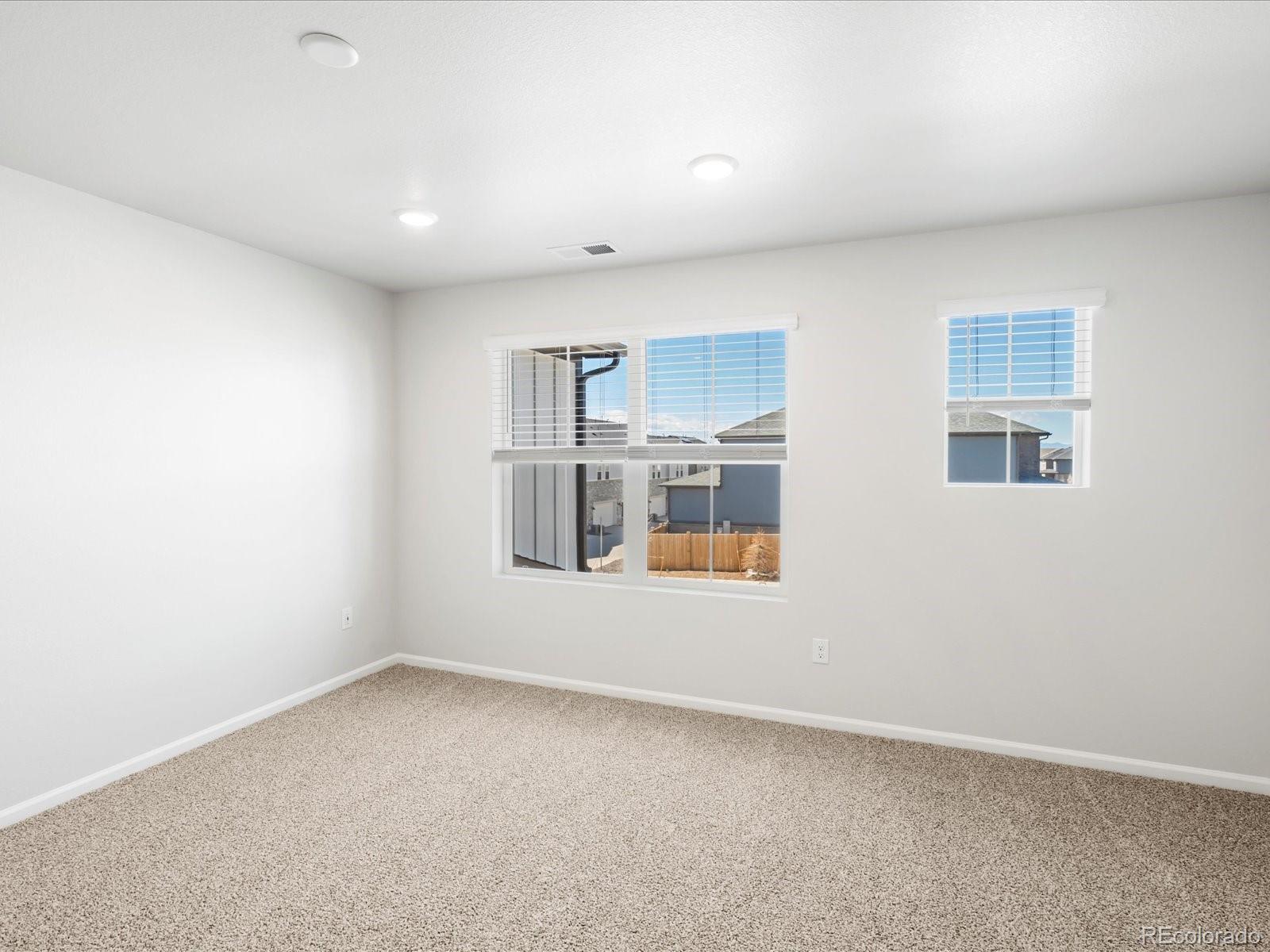 MLS Image #18 for 742 n tempe street,aurora, Colorado