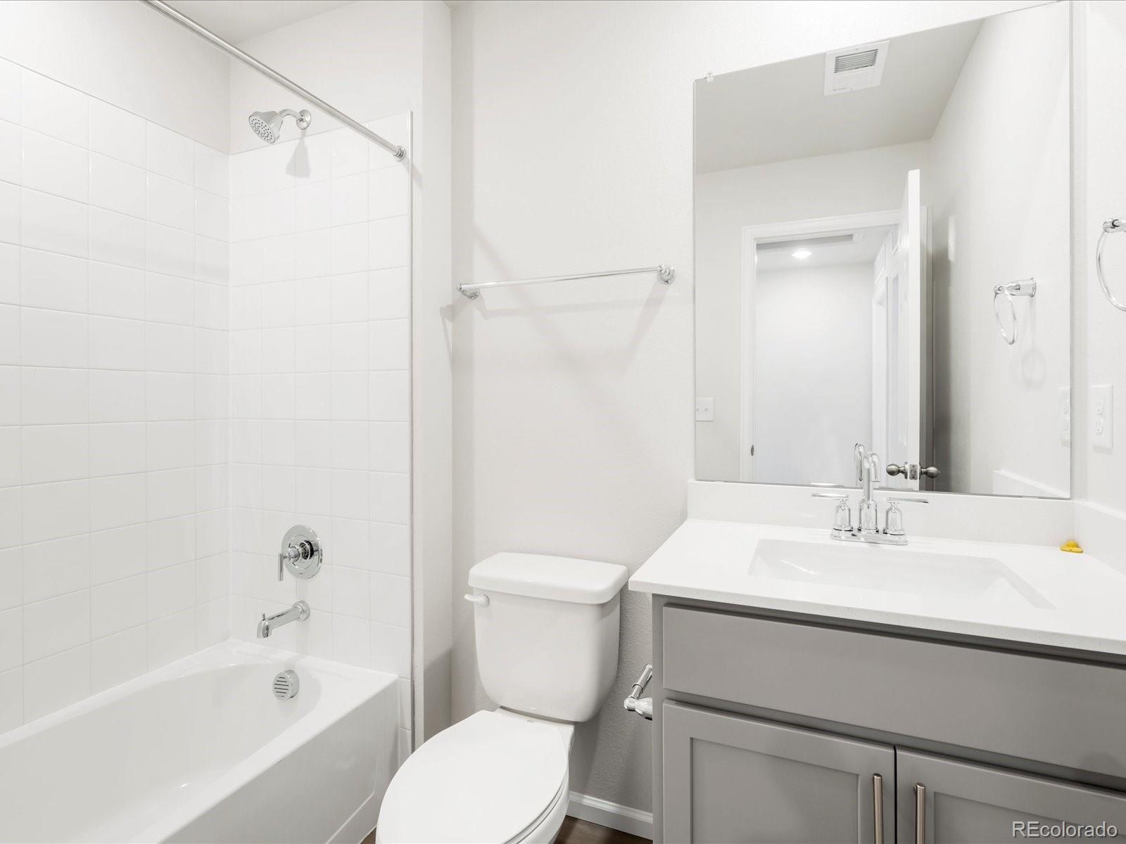 MLS Image #25 for 742 n tempe street,aurora, Colorado