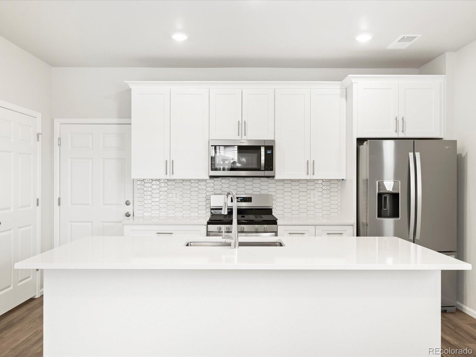 MLS Image #3 for 754 n tempe street ,aurora, Colorado