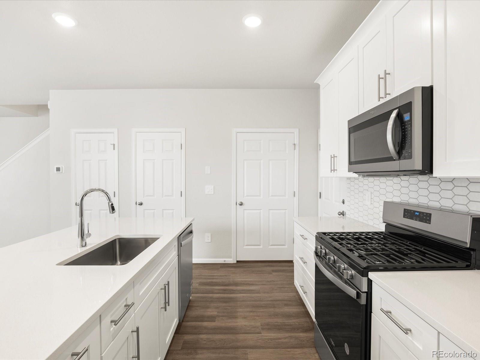MLS Image #6 for 754 n tempe street ,aurora, Colorado