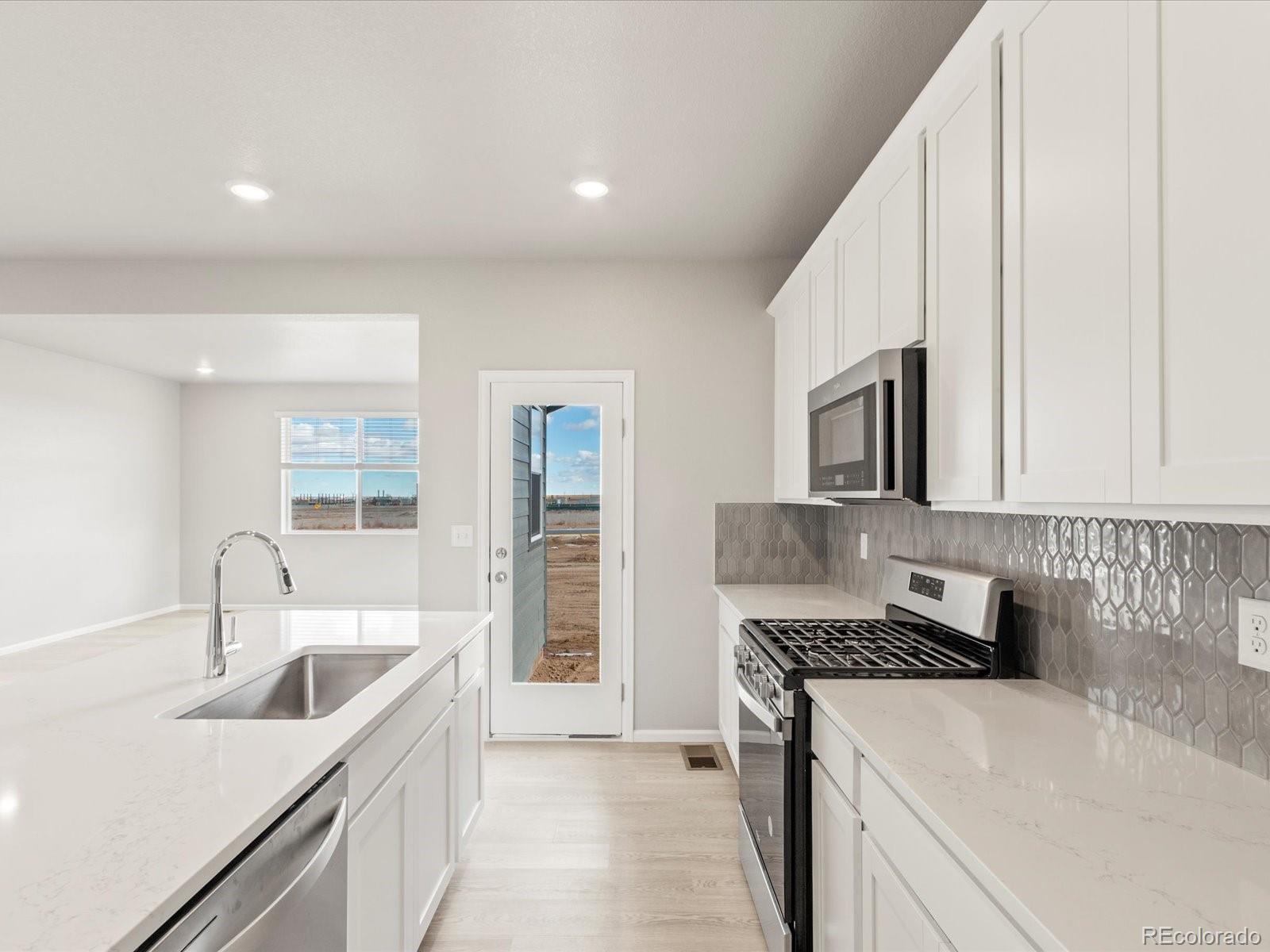 MLS Image #14 for 618  97th avenue,greeley, Colorado