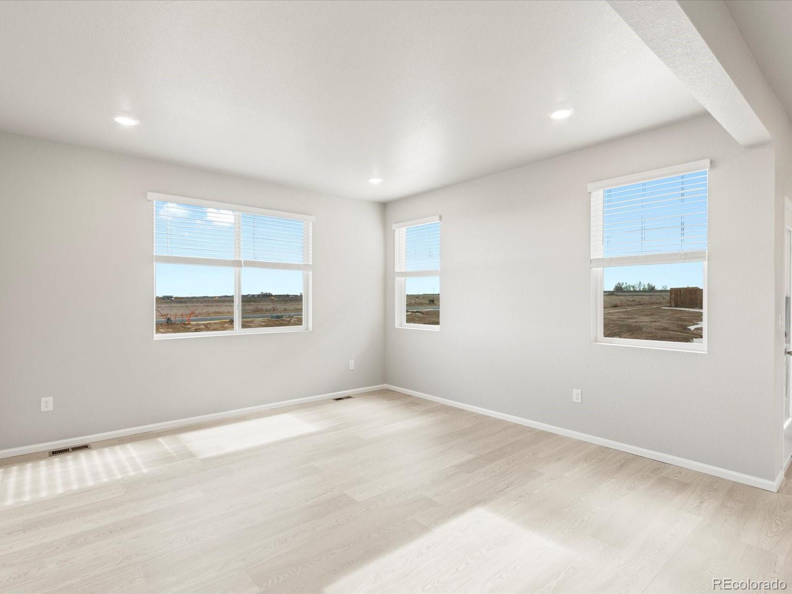 MLS Image #7 for 618  97th avenue,greeley, Colorado