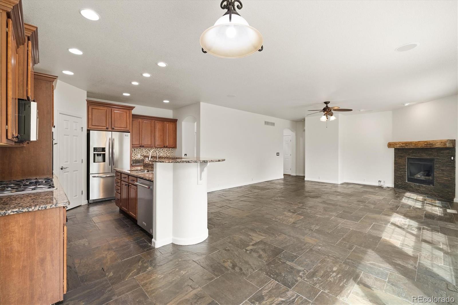 MLS Image #14 for 16330  avalanche run,broomfield, Colorado