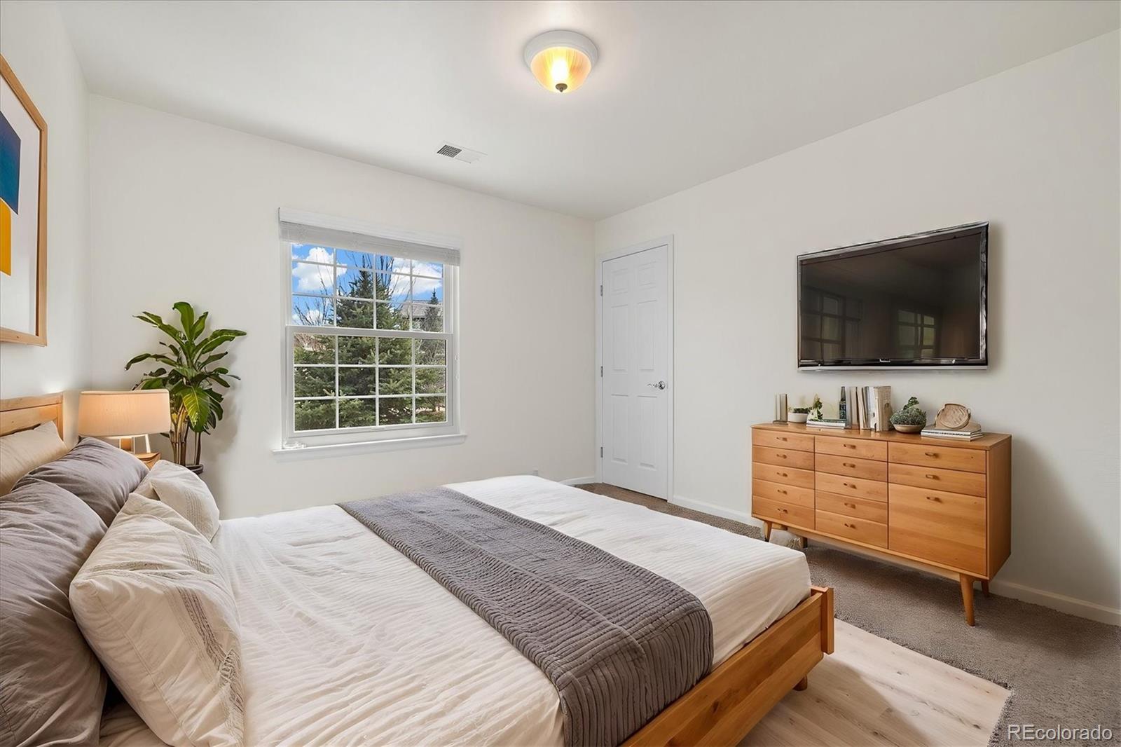 MLS Image #25 for 16330  avalanche run,broomfield, Colorado