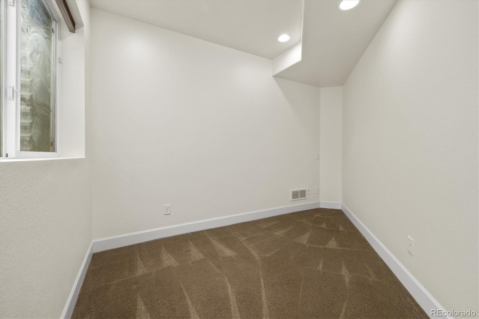 MLS Image #41 for 16330  avalanche run,broomfield, Colorado
