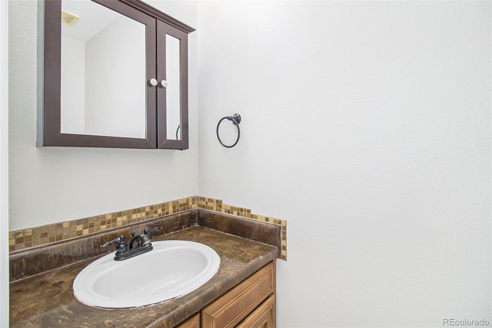 MLS Image #8 for 700  elizabeth street circle,dacono, Colorado