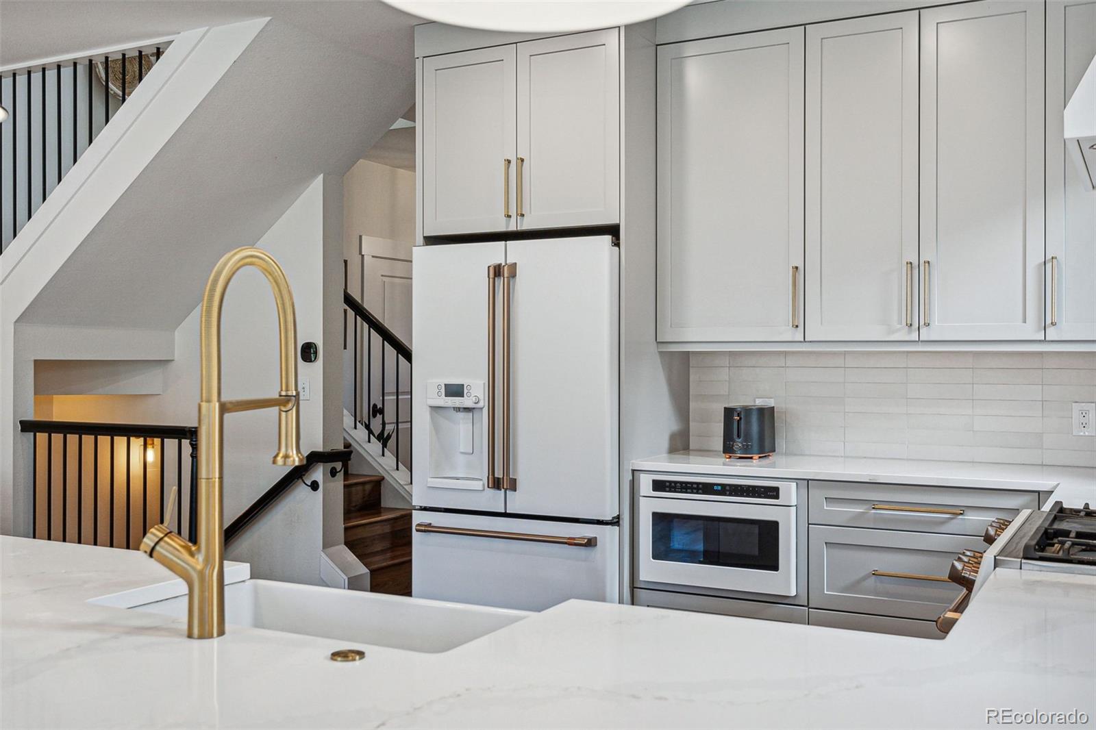 MLS Image #13 for 648 s clarkson street,denver, Colorado