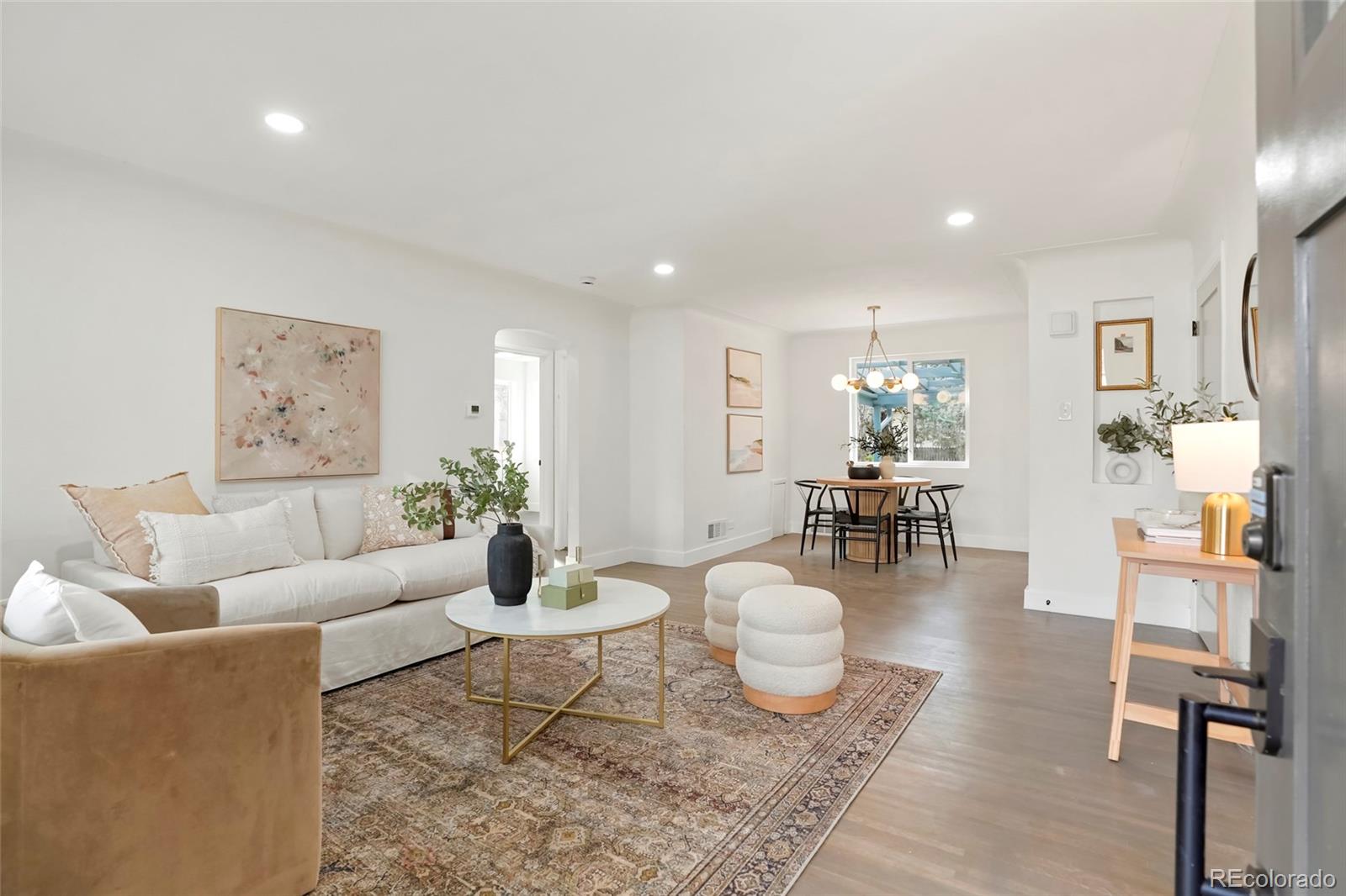 MLS Image #5 for 211  newport street,denver, Colorado