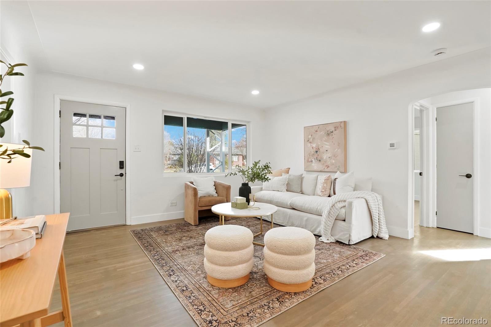 MLS Image #6 for 211  newport street,denver, Colorado