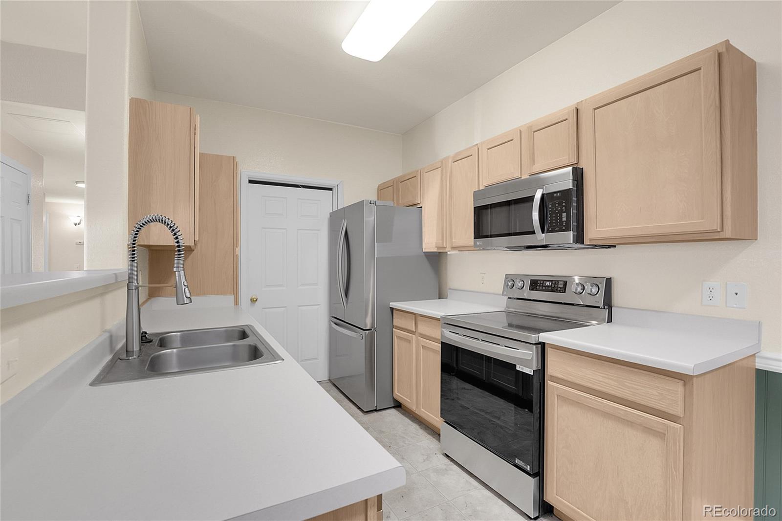 MLS Image #8 for 8481 w union avenue,littleton, Colorado