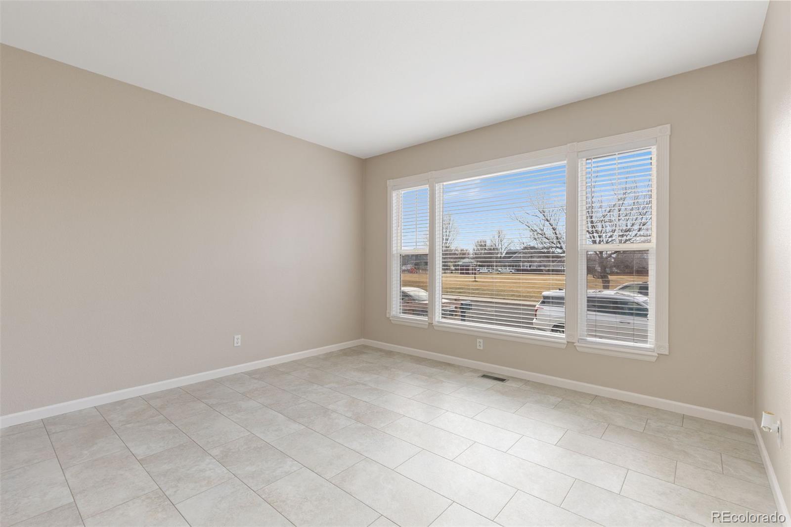 MLS Image #5 for 5129  mt arapaho circle,frederick, Colorado