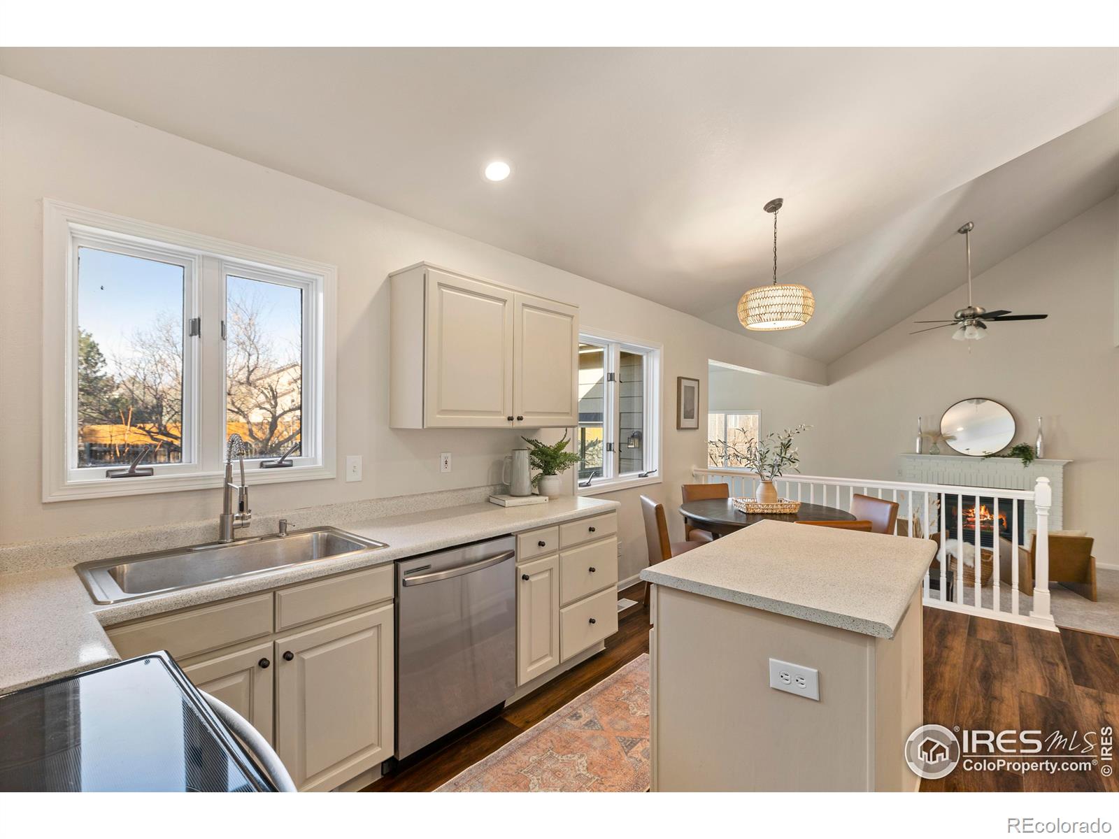 MLS Image #20 for 725  peregrine run,fort collins, Colorado