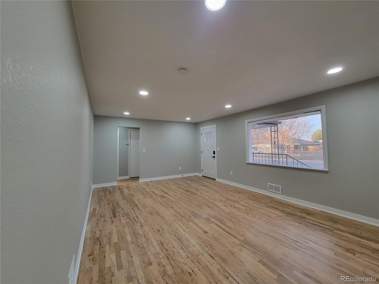 MLS Image #11 for 6851  krameria street,commerce city, Colorado