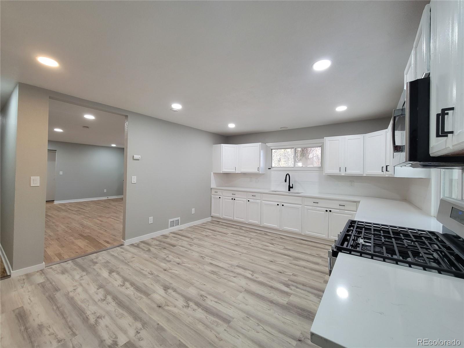 MLS Image #4 for 6851  krameria street,commerce city, Colorado