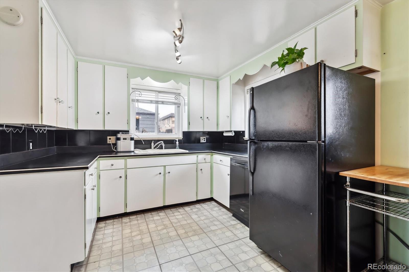 MLS Image #8 for 2849 w vassar avenue,denver, Colorado