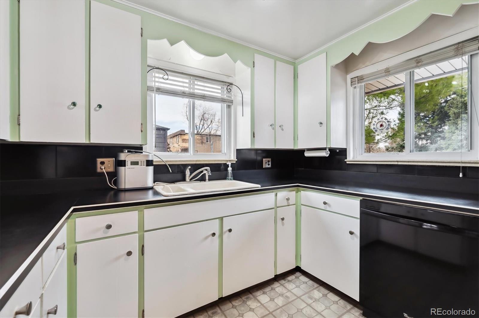 MLS Image #9 for 2849 w vassar avenue,denver, Colorado
