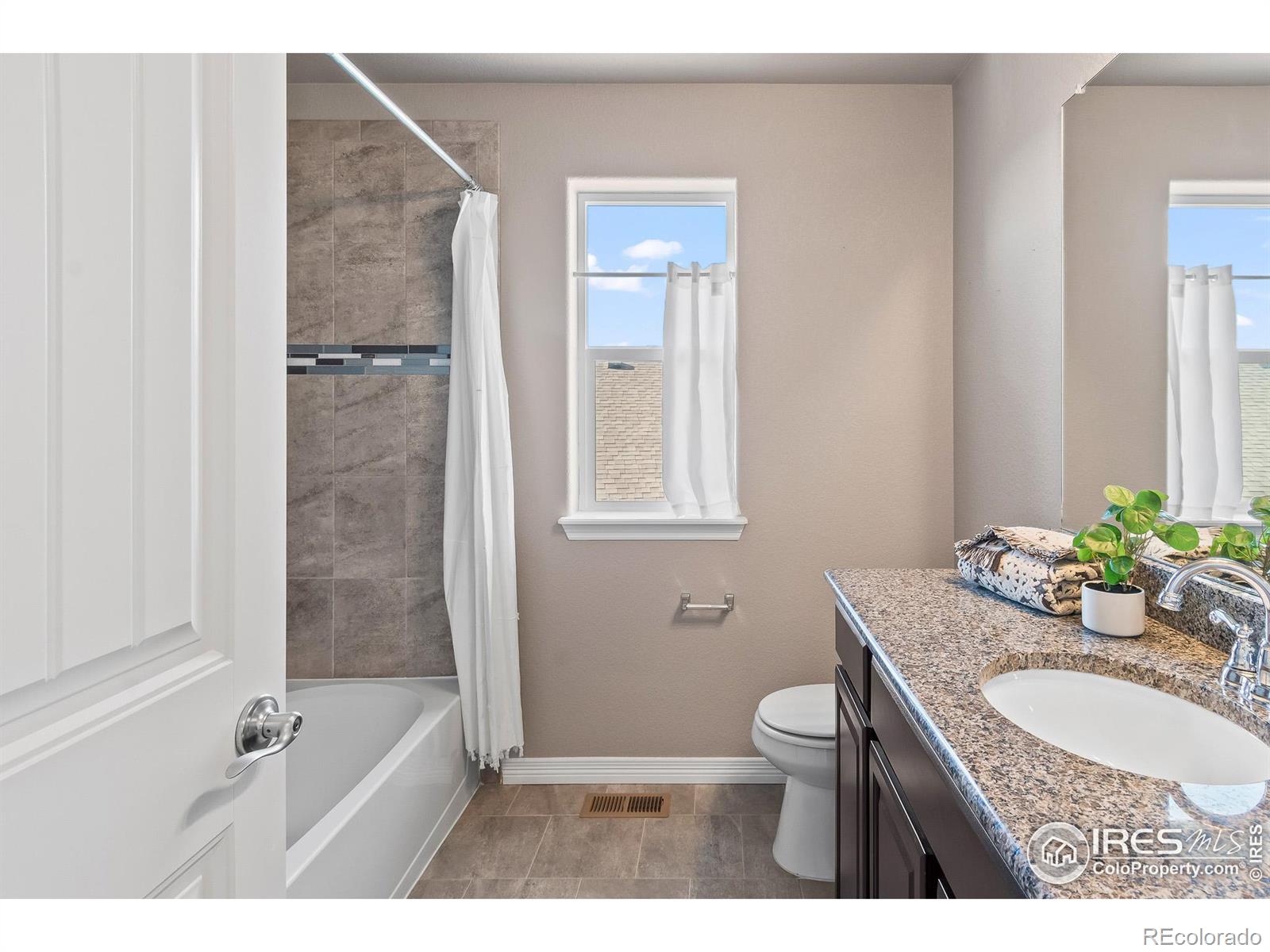 MLS Image #20 for 1410  larimer ridge parkway,timnath, Colorado